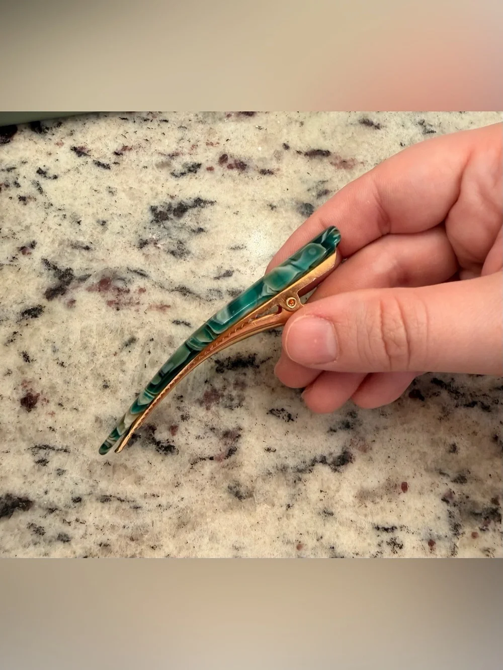 New Luxe Chignon Pinch Clip - Malachite Green Colored Alligator Clip 3.5”